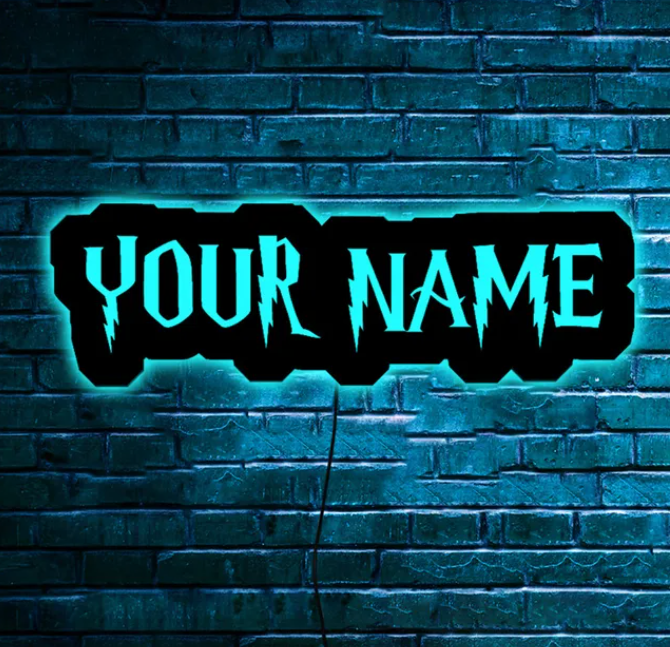 Gepersonaliseerde LED wandlamp.
